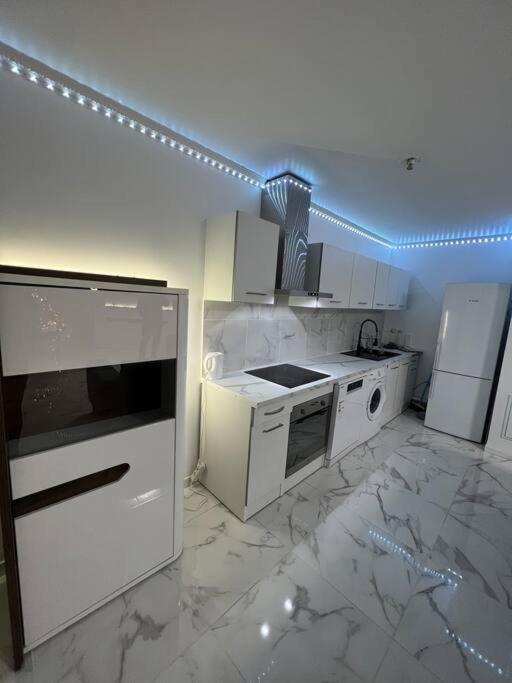 Appartement Luxueux 70M2, 2 Chambres Argenteuil Exterior foto